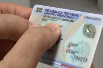 Carta identit&#224; cartacea